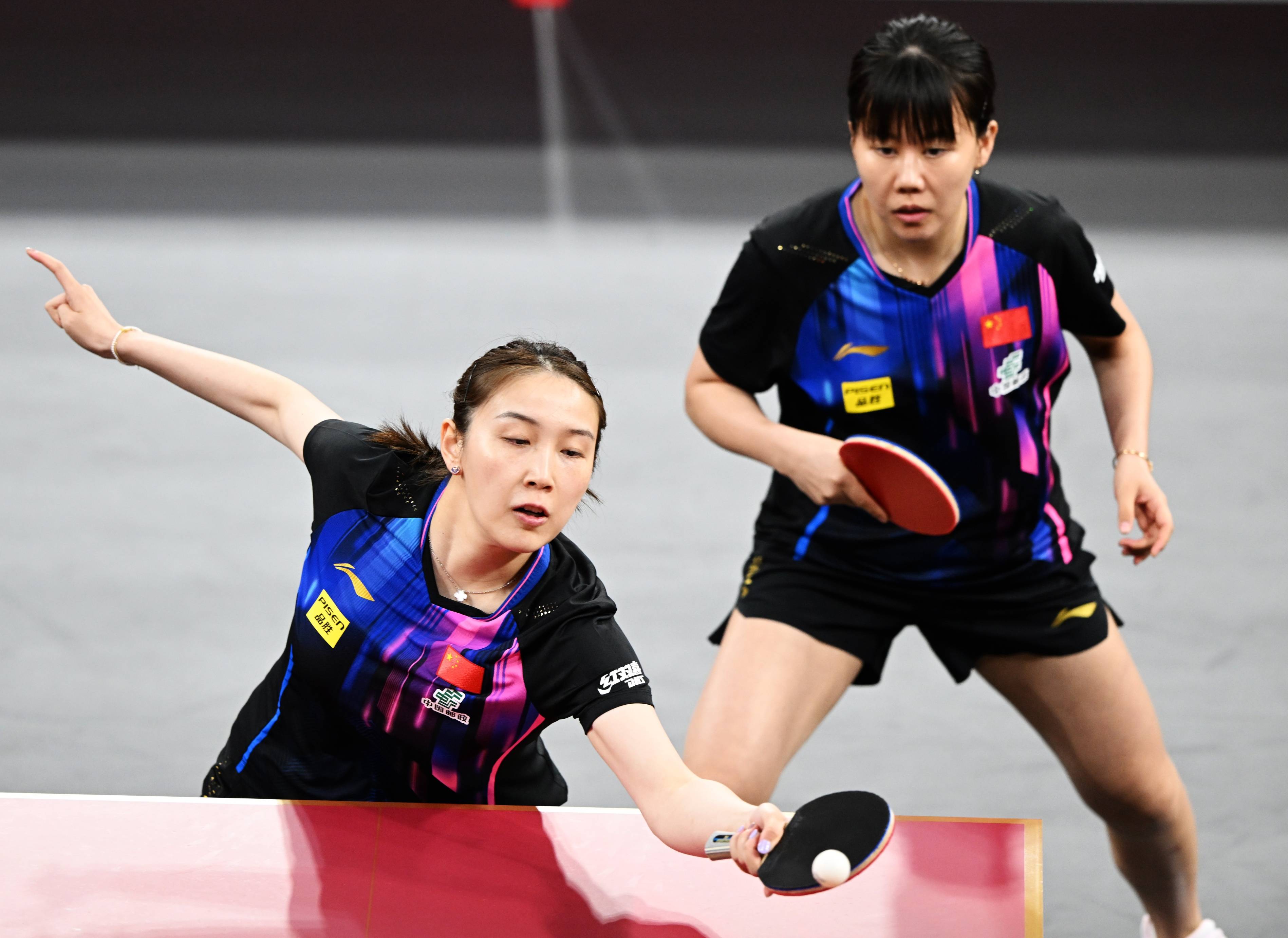 包含韩国羽毛球队碾压英格兰羽毛球队，马琳惊艳世界的词条