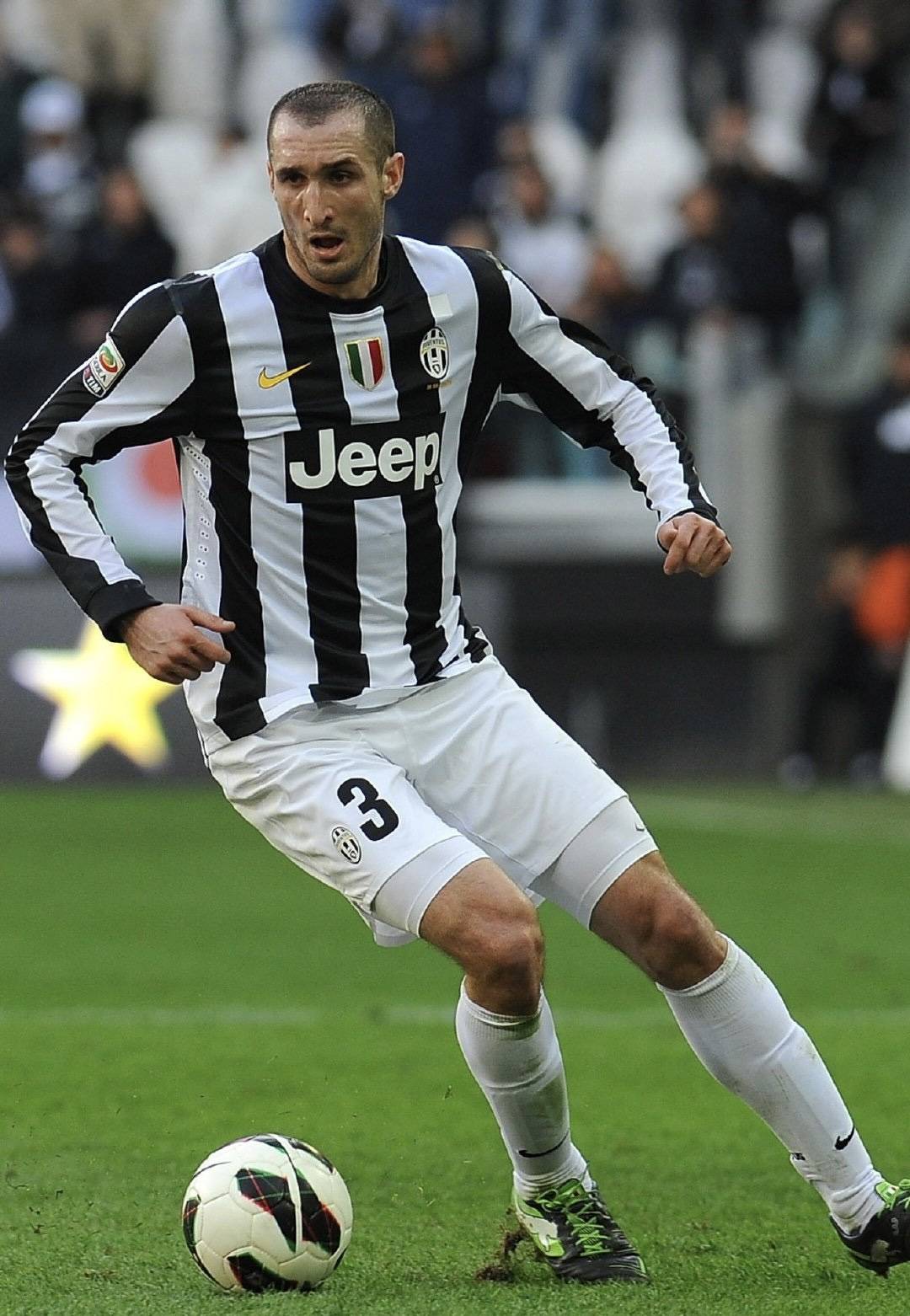 关于尤文图斯拼尽全力，决胜一役的信息