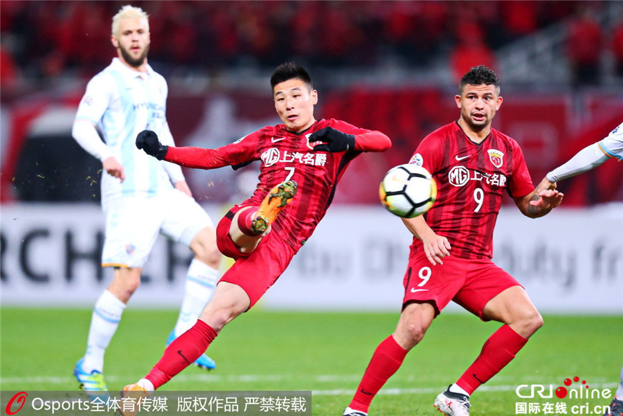 关于上港客场战胜泰达，奥斯卡梅开二度帮助球队获得三分的信息