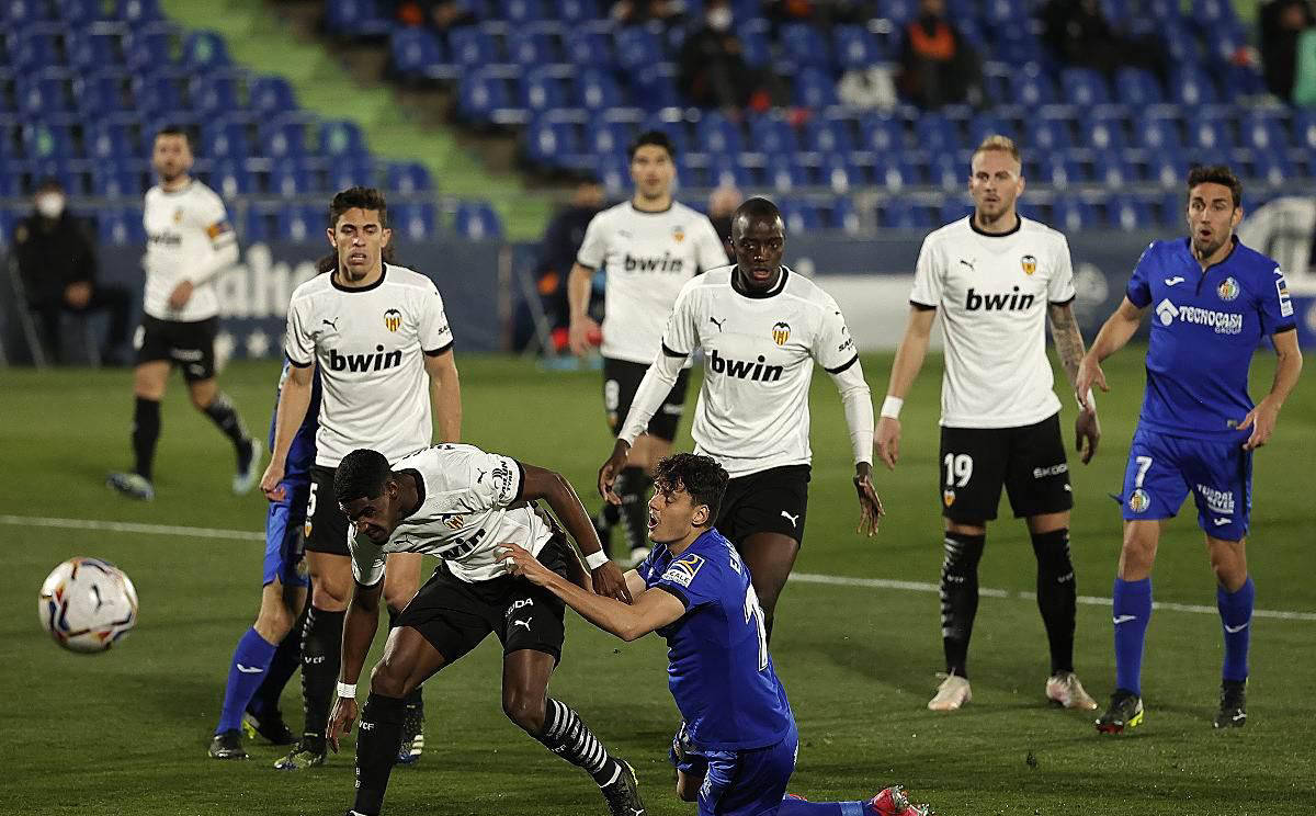 关于巴伦西亚闪耀赛场,球员实力深受看好的信息 关于巴伦西亚闪耀赛场,球员实力深受看好的信息