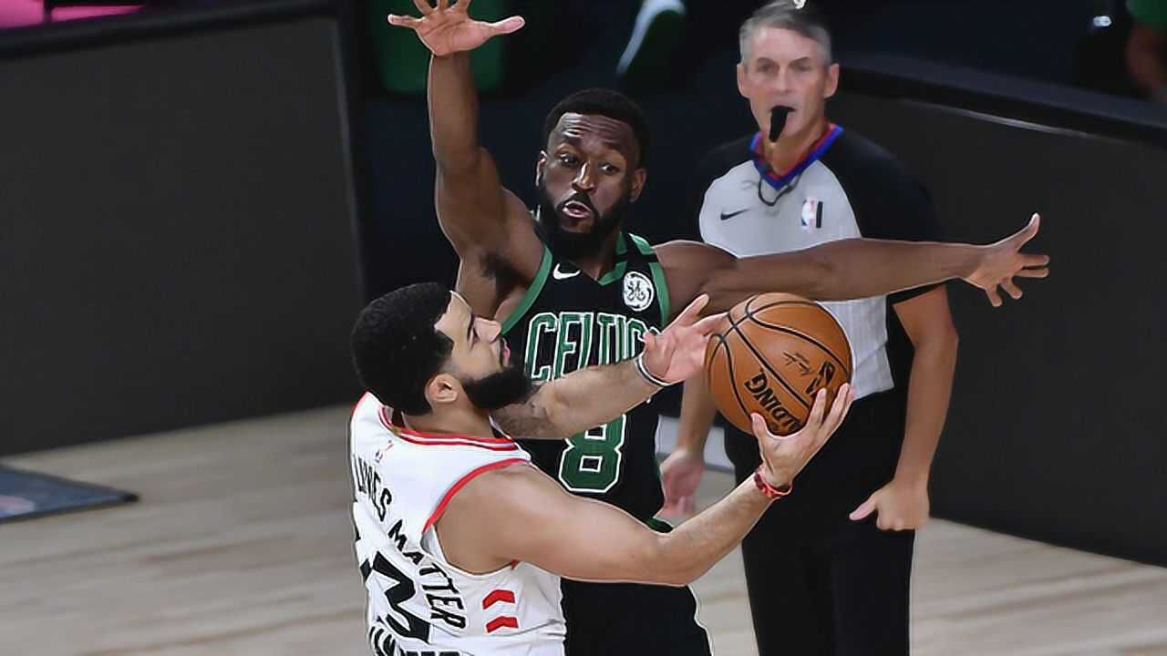 包含爵士逆转凯尔特人，范弗利特带队取胜的词条