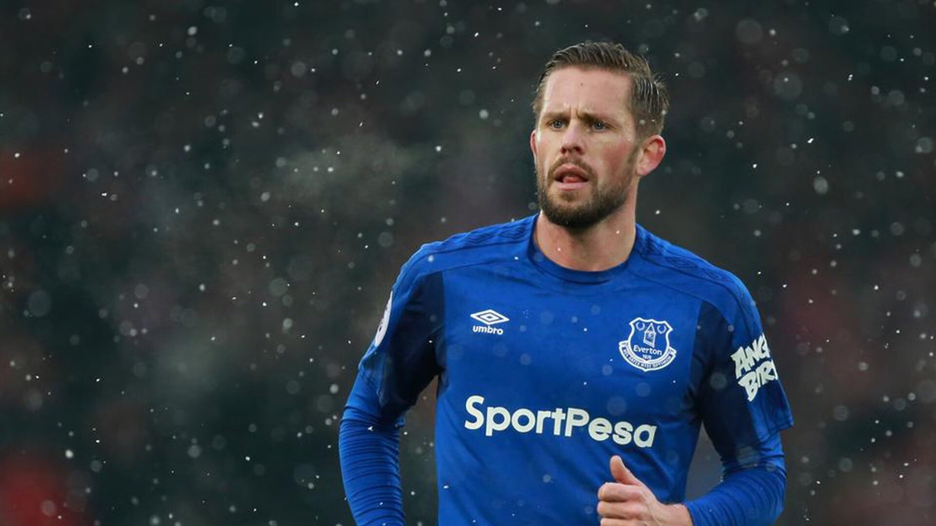 逆转奇迹与王者归来，陈雨菲点燃赛场，马来西亚队掀翻丹麦神话