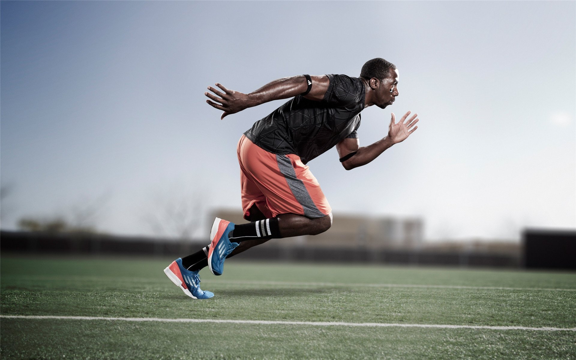 当雄鹿的铁蹄踏过洛城，欧文那记改写系列赛的制胜一击